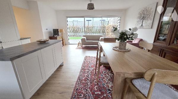 APPARTEMENT T3 DE STANDING
Proximité de la Croix-Blanche.