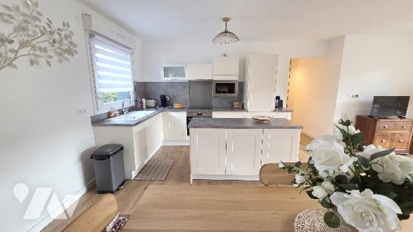 APPARTEMENT T3 DE STANDING
Proximité de la Croix-Blanche.