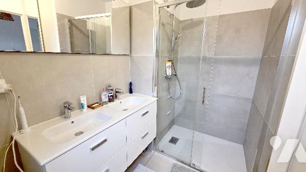 APPARTEMENT T3 DE STANDING
Proximité de la Croix-Blanche.