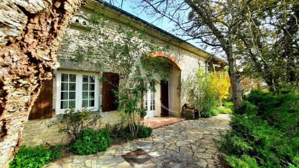 Maison de pierre fin 19ème siècle de 6 pièce(s) 169 m2