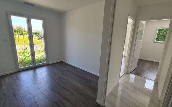 Maison à vendre    9 pièces •  Saint-André-de-Cubzac