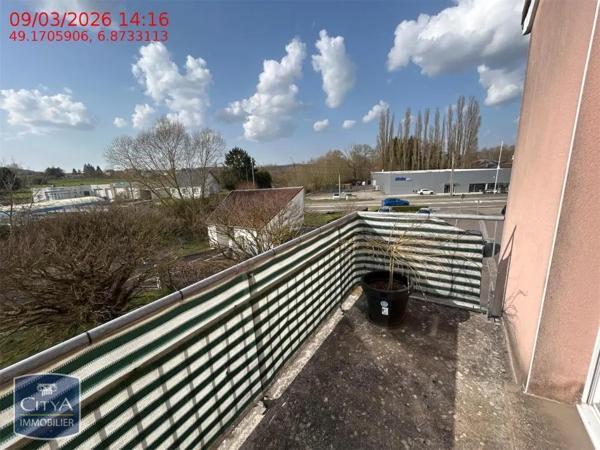Appartement à louer 2 pièces 53.67m² Morsbach (57600)