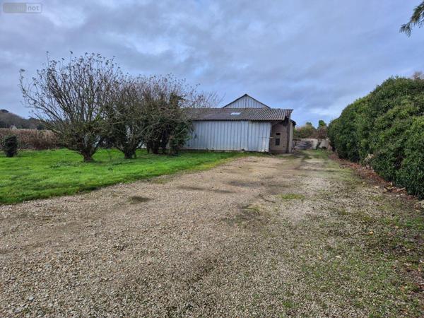 Maison à vendre à Saint-Pol-de-Léon dans le Finistère (29250), ref : 29104-MAIS1128