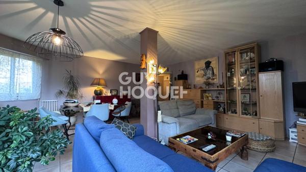 Appartement 5 pièce(s) + garage fermé et cellier