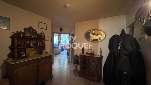 Appartement 5 pièce(s) + garage fermé et cellier