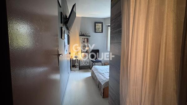 Appartement 5 pièce(s) + garage fermé et cellier