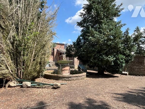 Maison 6 chambres avec cour et garage