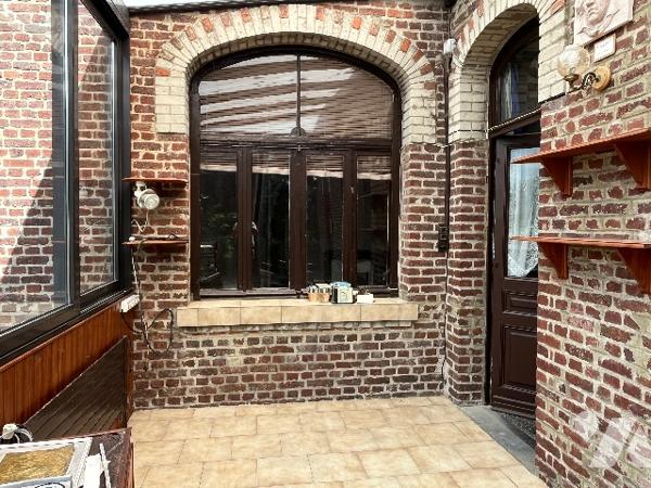 Maison 6 chambres avec cour et garage