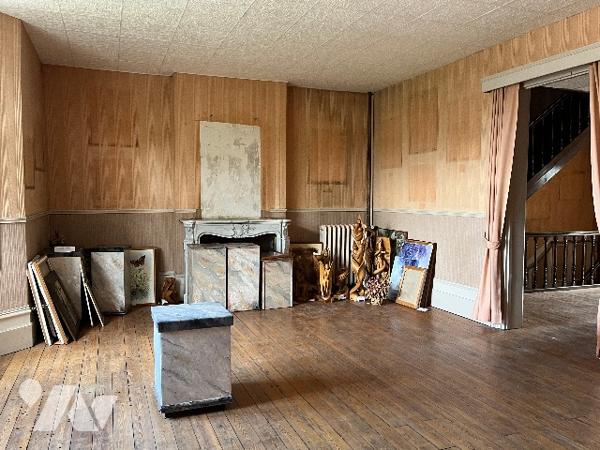 Maison 6 chambres avec cour et garage