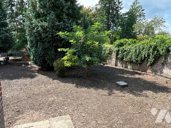 Maison 6 chambres avec cour et garage