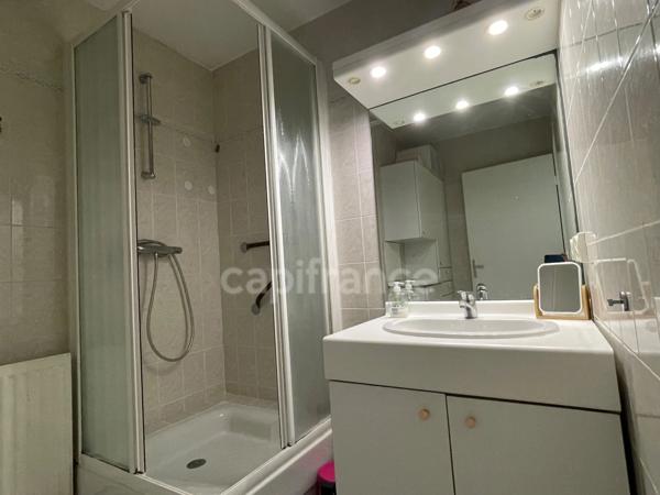 Appartement à vendre 4 pièces PARIS 20EME ARRONDISSEMENT (75)