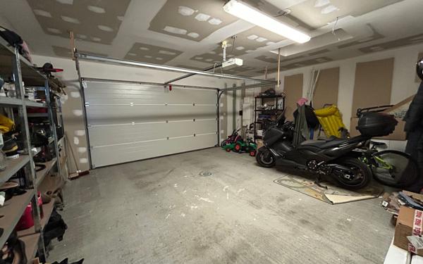 Maison à louer    6 pièces • 145 m2 Astis