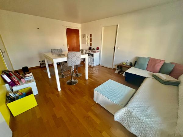 Appartement Courdimanche 2 pièce(s) 44.78 m2 €169 000 ** - Référence 2271
