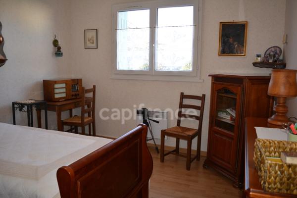 Dpt Cher (18), à vendre proche de NEVERS maison P8   Garage atelier, terrain batir