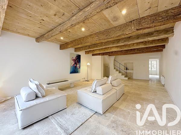 Maison à vendre 6 pièces 143 m² Villeneuve-lès-Avignon