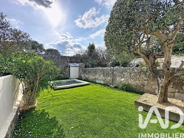 Maison à vendre 6 pièces 143 m² Villeneuve-lès-Avignon