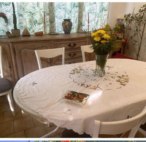 Maison de plain-pied avec terrain+garage+dependences