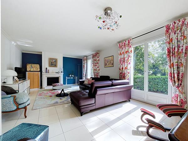 Maison CHATOU 8 pieces, 5 chambres, 188m² 936 000 € **  - Référence  162102