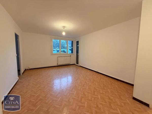 Appartement à louer 4 pièces 66.8m²