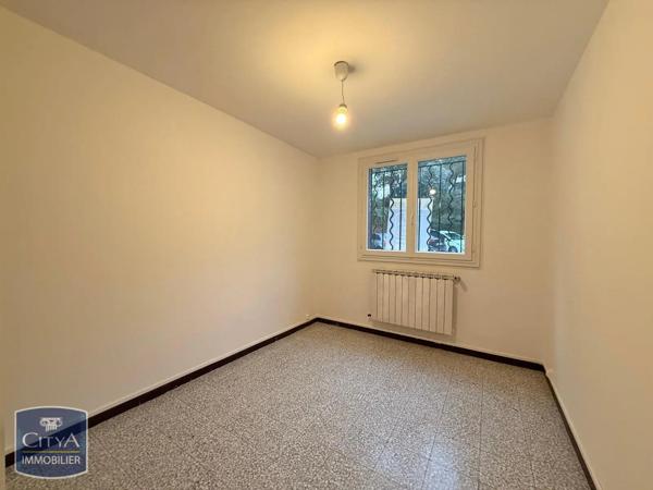 Appartement à louer 4 pièces 66.8m²
