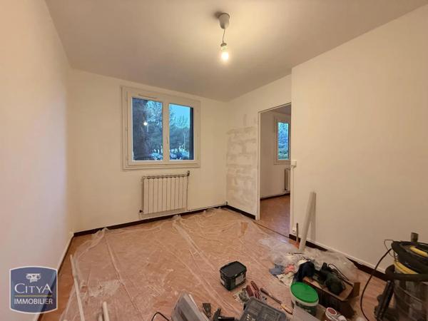 Appartement à louer 4 pièces 66.8m²