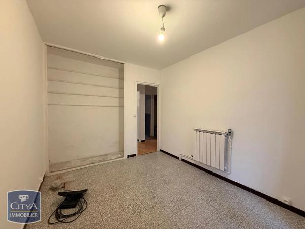 Appartement à louer 4 pièces 66.8m²