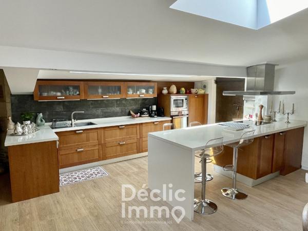 Vente maison Latresne, 275m² 9 pièces 1 095 000€ avec piscine