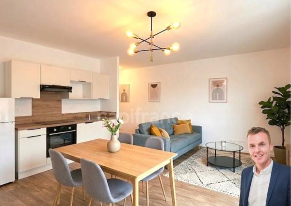Dpt Finistère (29), à vendre QUIMPER appartement T2 dernier étage de 33 m² habitable - Box - Parking souterrain.