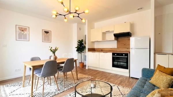 Dpt Finistère (29), à vendre QUIMPER appartement T2 dernier étage de 33 m² habitable - Box - Parking souterrain.