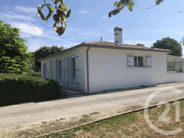 Maison à vendre  5 pièces - 100,60 m 2   SAINTES  - 17