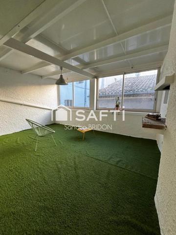 magnifique appartement refait à neuf au pied des commerces