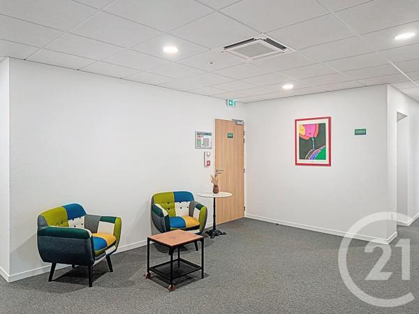 Maison à vendre  19 pièces - 395,50 m2 CHANGE - 53