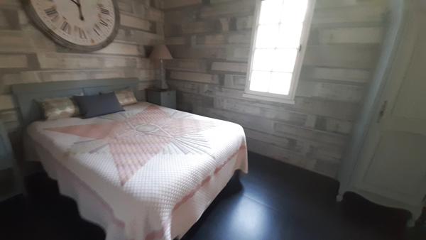 Maison
                                                                                                                                                                                                                                                                                                                        7 pièce(s)                                                                                                                                                                                                          5 chambre(s)                                                                                                                                                                                                          200  m²