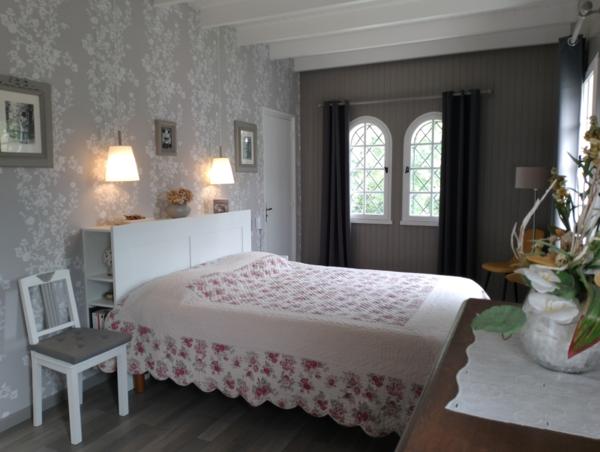 Maison
                                                                                                                                                                                                                                                                                                                        7 pièce(s)                                                                                                                                                                                                          5 chambre(s)                                                                                                                                                                                                          200  m²