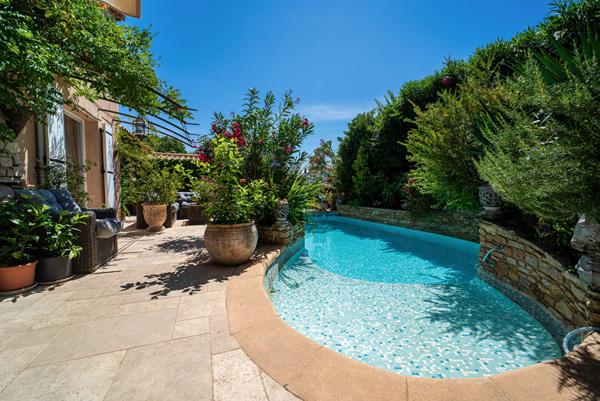 Luynes - maison 5 pièces 141 m2