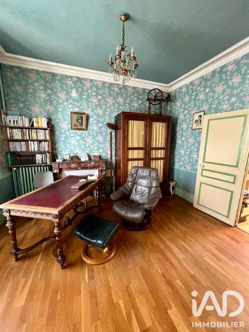 Maison à vendre 7 pièces 155,3 m² Saint-Doulchard