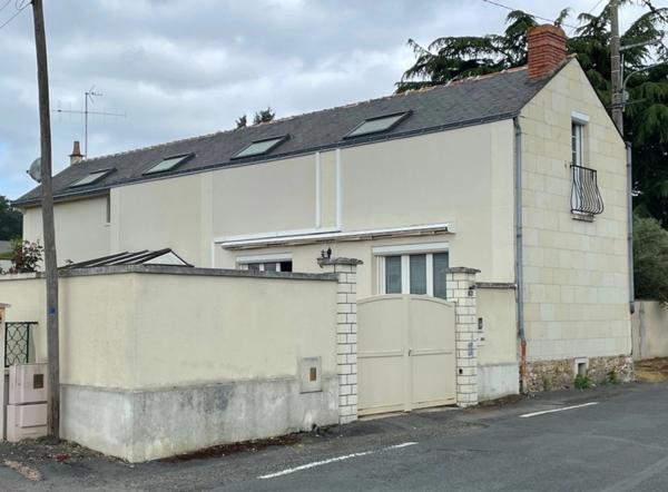 Maison à rénover à Saumur - Bagneux — pierre de tuffeau — proche Thouet  (49)
