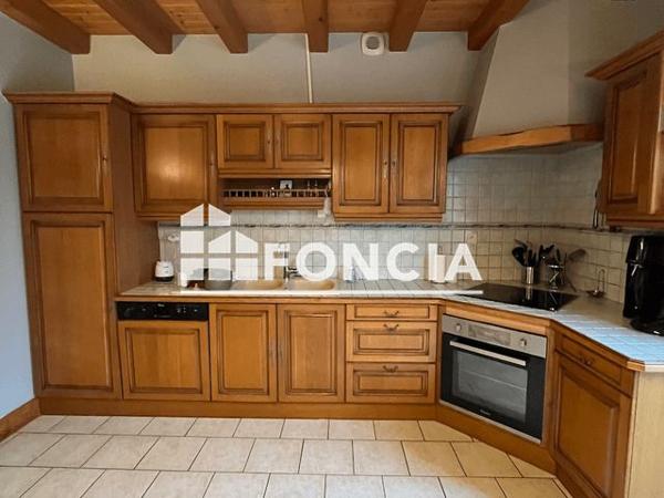 Location Maison 5 pièces 150.9 m² - LIEU DIT ROCHEFORT Granzay - Gript 79360