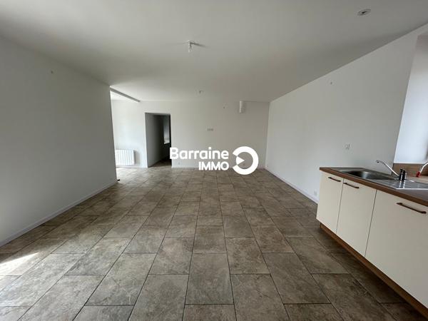 Location maison à Trézilidé, 4 pièces 100m²