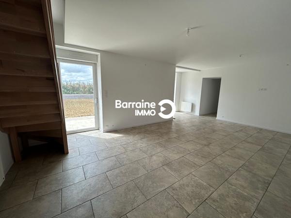Location maison à Trézilidé, 4 pièces 100m²
