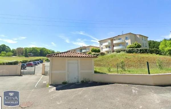 Appartement à louer 2 pièces 47.9m² Sarlat-la-Canéda (24200)