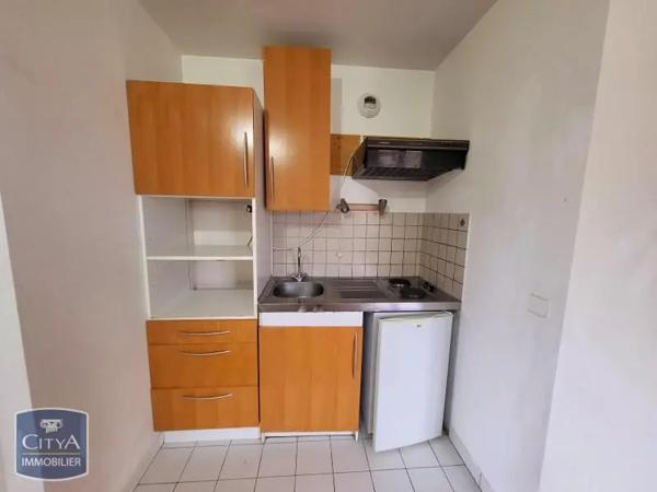 Appartement à louer 2 pièces 39.7m² Beauvais (60000)