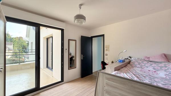 Maison Corbeil Essonnes 8 pièce(s) 280 m2