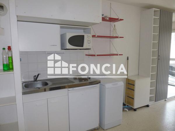 Location Studio meublé 19.64 m² - 34 RUE MARCELLIN BERTHELOT La Roche Sur Yon 85000