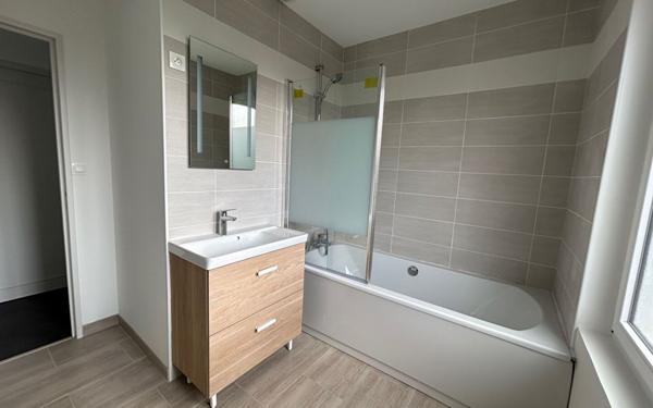 Maison à louer    4 pièces •  Château-Renault