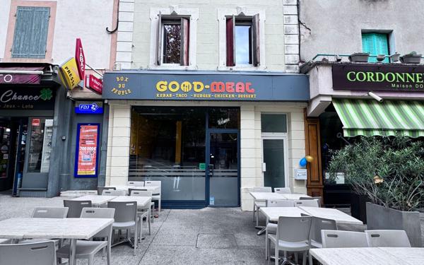 Immeuble à vendre    2 pièces •  Romans-sur-Isère