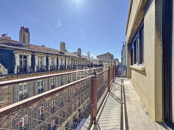 Appartement Marseille 4 pièce(s) 107 m2