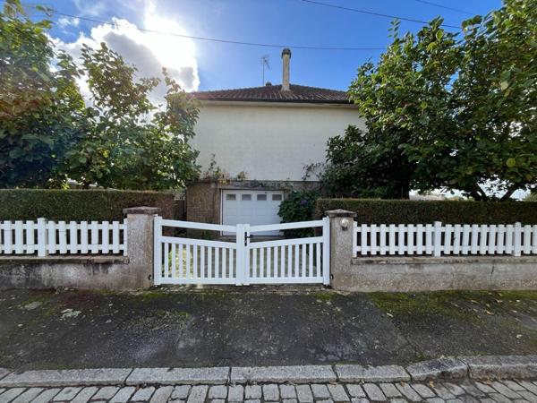 Maison individuelle à louer à Saint-James dans la Manche (50240), ref : 12541/1844