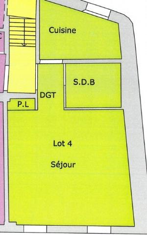 Studio dernier étage centre ville