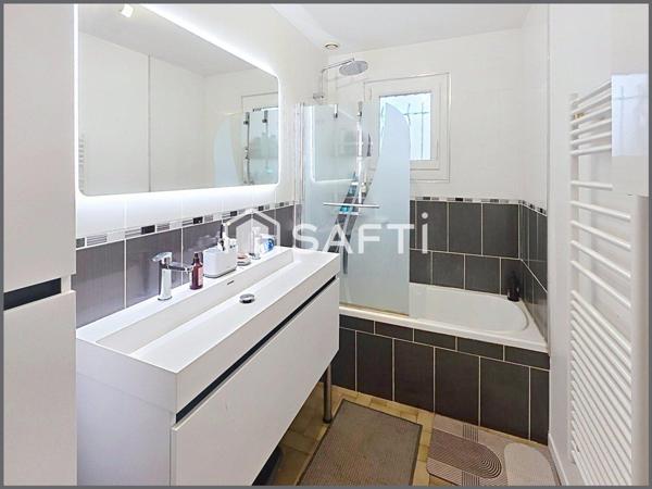 Maison vivable plain pied, village proximité Seine